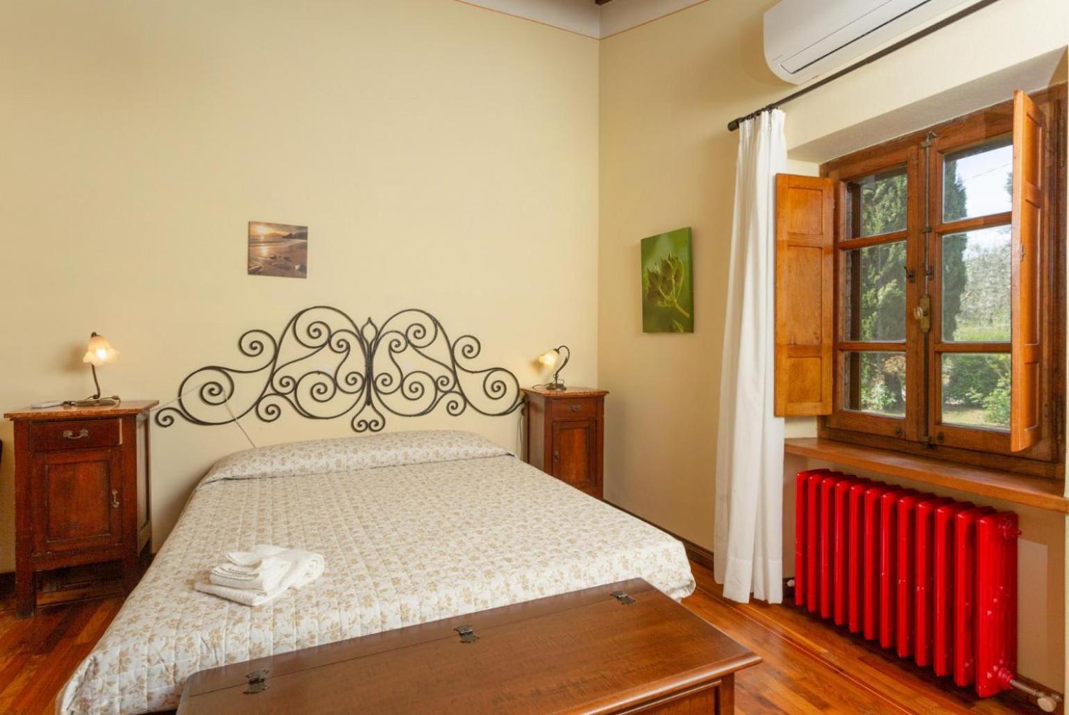 Villa Casale Silvia Terni Eksteriør billede